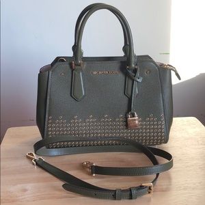 AUTHENTIC Michael Kors Hand/Crossbody Bag
